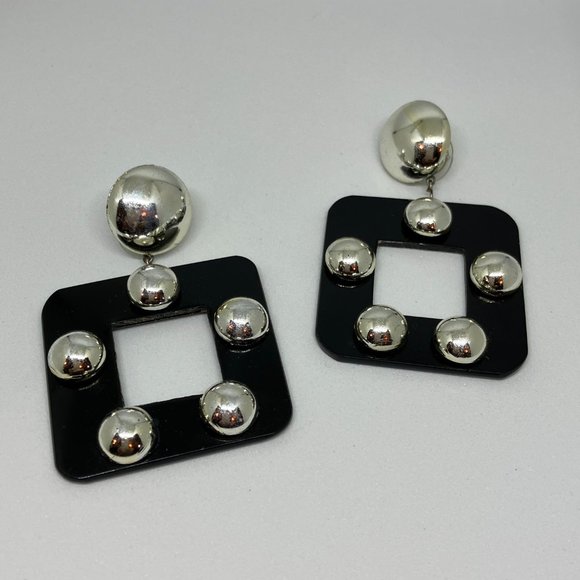 Vintage 80s 90 Black Acrylic and Silver Studded Square Statement Earrings - Picture 4 of 5